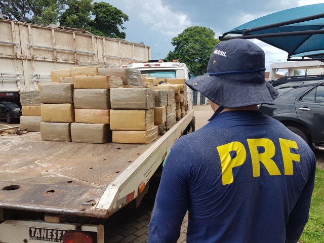 PRF apreende 7,2 toneladas de maconha no Paraná