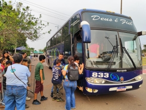 Ônibus do SINPRF/MS leva crianças ao Bioparque Pantanal