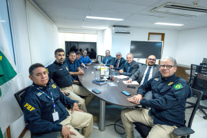 FenaPRF avança em pautas estratégicas durante reunião com a Diretoria de Gestão de Pessoas da PRF