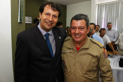 Presidente do SinPRF/MS prestigia posse do novo comandante do 1º Grupamento de Bombeiros Militar de Campo Grande